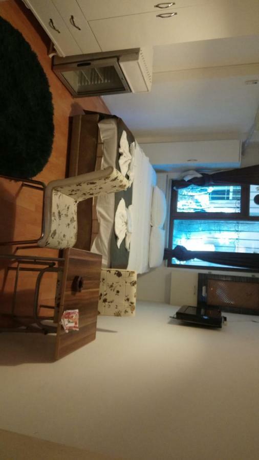 Akdemir House Apartment Istanbul Ngoại thất bức ảnh